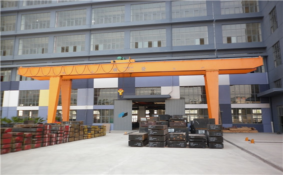 MHS型雙梁門式起重機(jī)